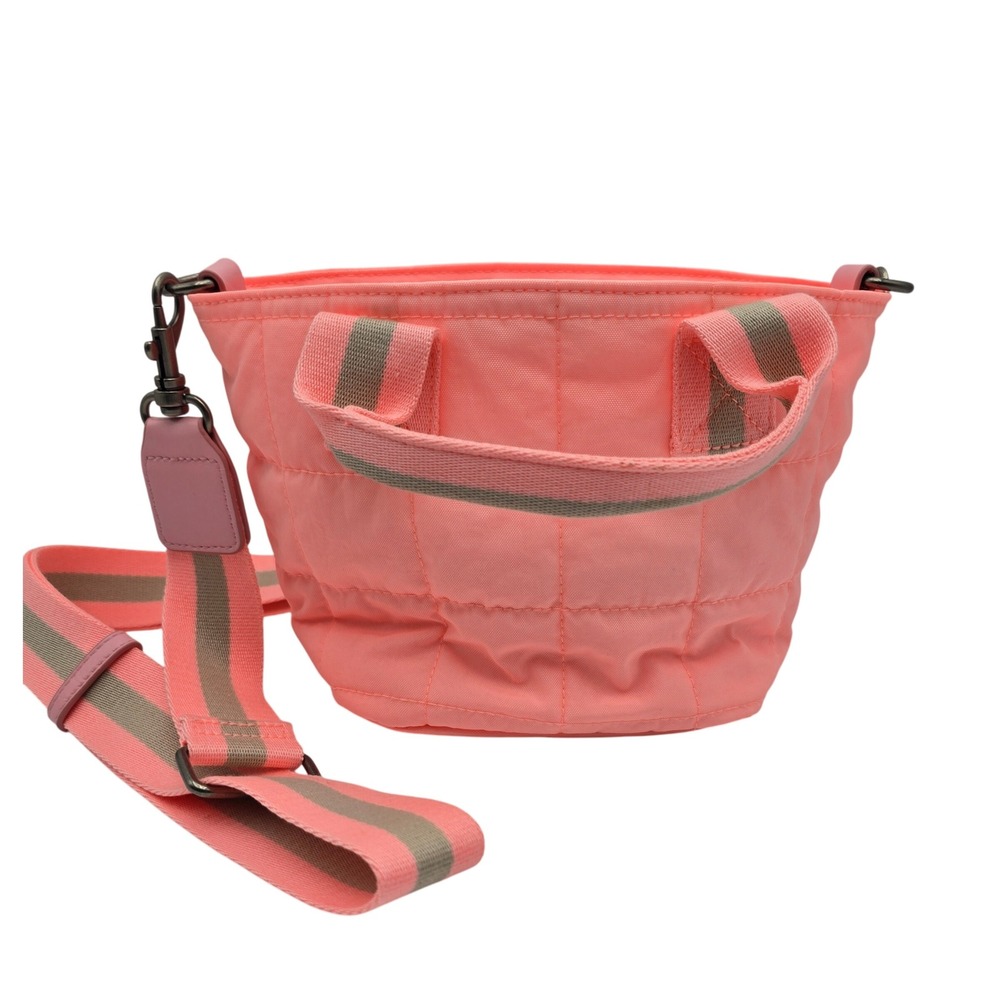 Universal Thread Quilted Bucket Bag Coral Pink Top Handle Crossbody Strap‎